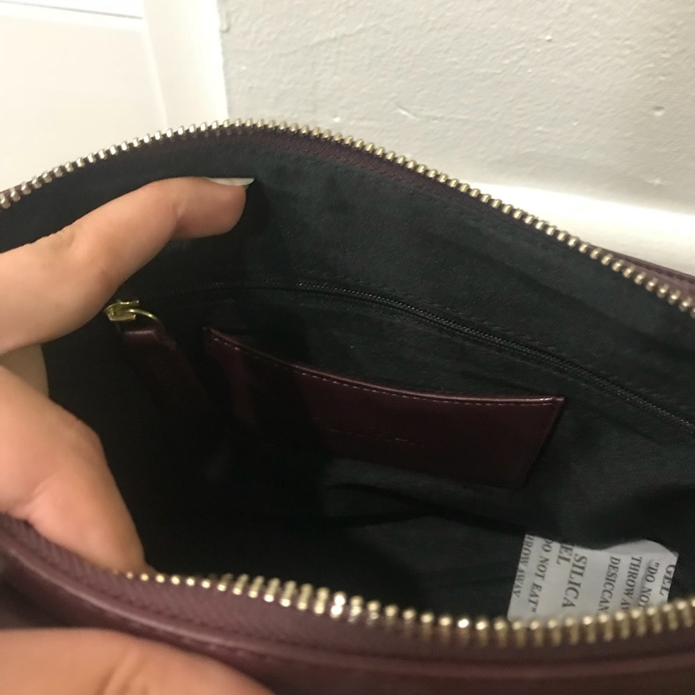Calvin Klein leather crossbody bag - Picture 3 of 4